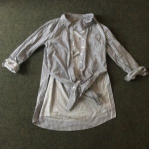 Marled Tie and Tuck Button Down